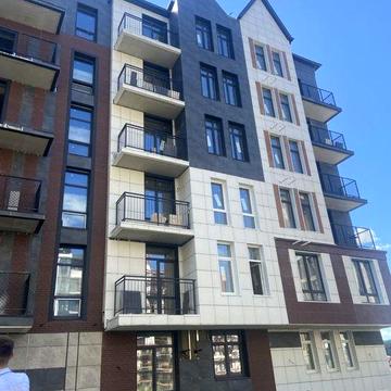 Жк Basa city, Простора євродвушка 2-к.  1220$  кв м (54 кв) Без комісії. Власник. ЖК Basa city