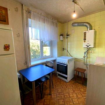 Сдаётся двухкомнатная квартира по ул. Украинская