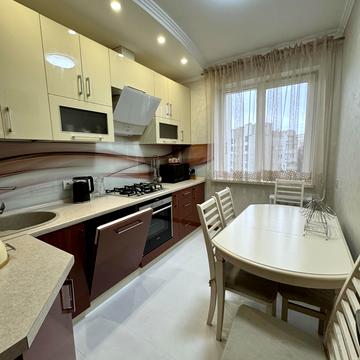 Червоної Калини просп., 53