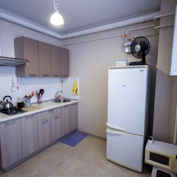 Европейська, 18