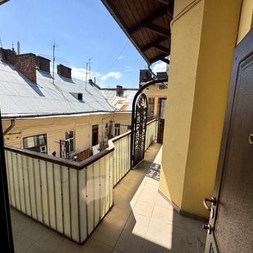Австрійський Люкс продаж!  2-х рівнева 5-тикімнатна квартира Львів Бр.Рогатинців,32