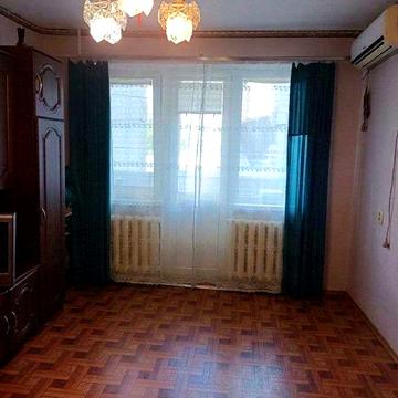 Продається квартира на Жасминовому бульварі (Петра Григоренка)