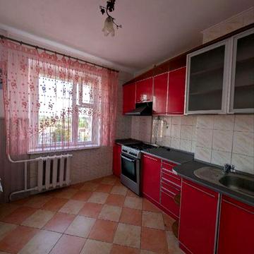 Оренда 1 кім квартири по вул Корольова,23