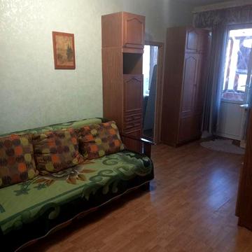 Здам 2 кім Дарницька площа пр-кт Соборності 12