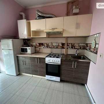 Продаж 1к Квартира Привокзальна площа