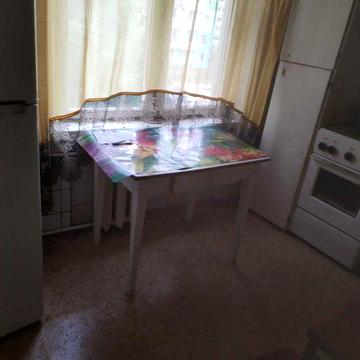 Продам 2-к.квартиру на Космосе, район роддома