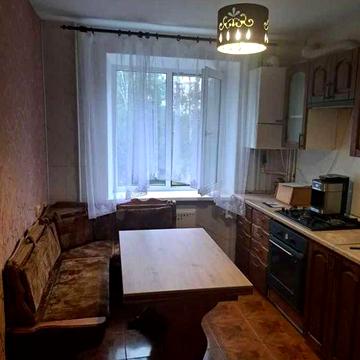 Оренда, 2-х кімнатна квартира з автономним опаленням в розвиненому районі міста. Є необхідна техніка та меблі, чиста та охайна. Дзвоніть домовимось