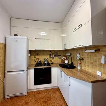 Продам 2 кімнатну квартиру в центрі Квасилова (Чешка)