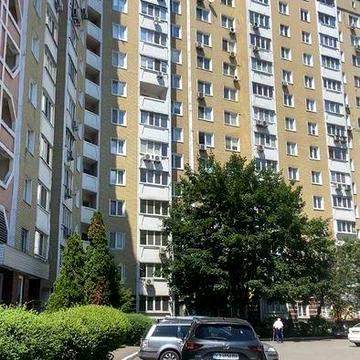 Продаж 1 кімнатної квартири  Машинобудівна  вул, 21-А