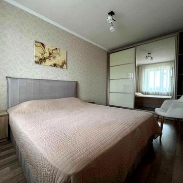 Оренда двокімнатної квартири,  Донецьке шосе, 107