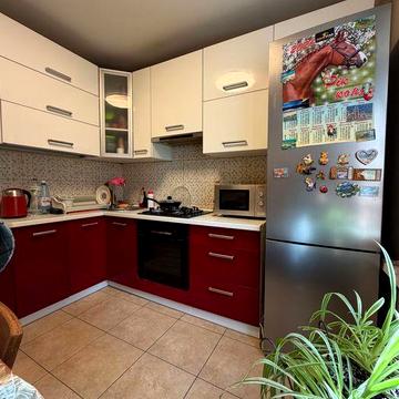 Продаж двокімнатної квартири по вулиці Полуботка .49,8м2 за 79000$.Сихівський район.Перший поверх.
