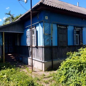 Продам будинок  біля центру