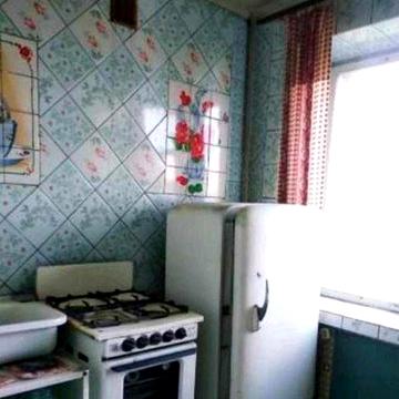 Продам трехкомнатную квартиру на Новых