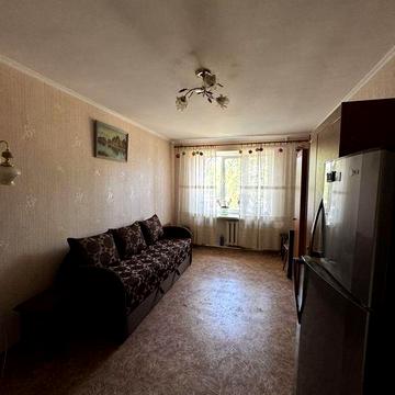 Продам 2 кімнатну  квартиру