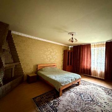 Продам свою 3-х кімнатну квартиру в центрі біля Цирку (міст Стрілка)