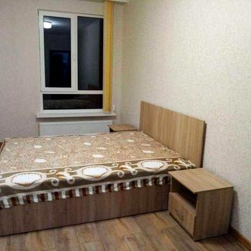 Аренда 1 кімн. кв. по вул. Ракетна 24. Своя котельна, генератор.