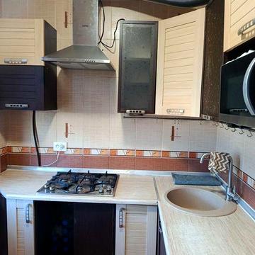 Сдам 4-х комн.квартиру на Салтовке,Амосова 1