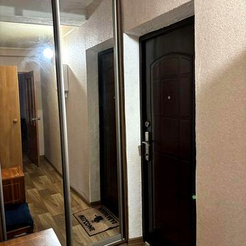 Здаю 1 к кв  без  комісіі! Зодчих 62а