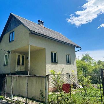 Продається  садовий будинок  в самому  серці  гір!