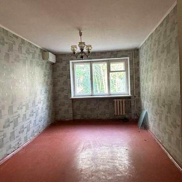 Продам 2 к.кв, на Спортивной, 3 этаж.
