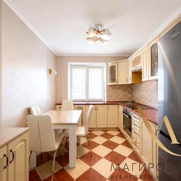 Продаж 2 кімн квартири в цегляному будинку біля озера