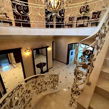 Продаётся VIP дом Киев 18 километров от Крещатика