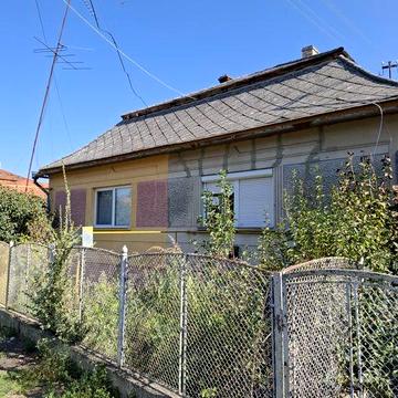 с. Боржава будинок 2 кімн. загальна пл.84  кв.м.ТОРГ.