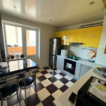 Продаи 1 кімн квартиру Симона Петлюри 36
