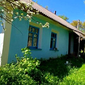 Продам хату в селі