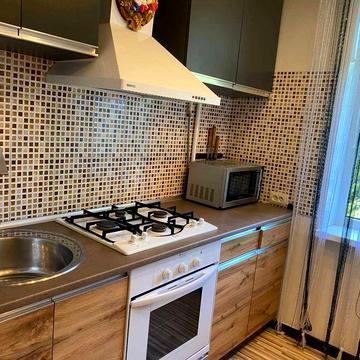Продаж затишної 1-кімнатної. Метро Житомирська. Без комісії