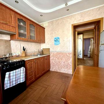 Центр! 4 кімнатна квартира 79 м.кв.