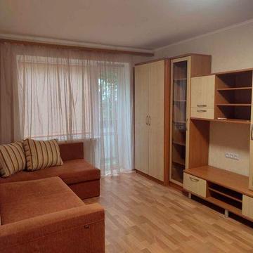 Продам 1 комнатную малосемейку на ж/м Солнечный