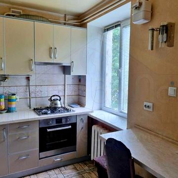 2 кімнатна квартира 43м2, 2/4 з косметичним ремонтом по вулиці Льотна