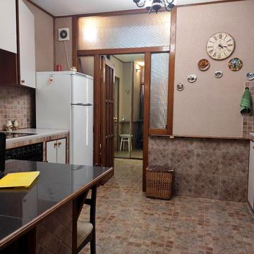 Миколи Бажана просп., 9-Ж