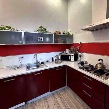 Метро Золоті Ворота-10 хв Рейтарська,25 Квартира в центрі Києва