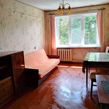 Срочно продам !! 20000$ 2комнатную квартиру на Одесской,ул Матросова