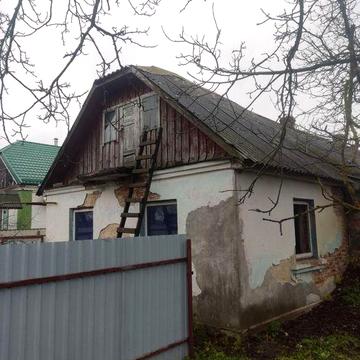 Півбудинку 53,5 м2 (загальна 7 соток)