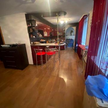 Продається квартира пр. Корабелів 80 кв.м. , перший поверх, сховище, СВОЯ! Під житло чи комерцію. Сертифікат