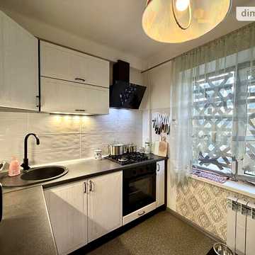 Продаж 2к Квартира Дмитра Вишневецького (Ладозька) вулиця
