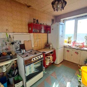 Сдам 2-х комн. кв. Пр. Слобожанского, 127. Без мебели. Питомцы.