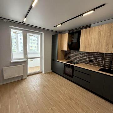 Продам в новобудові 1ккв, з євроремонтом поруч з метро, та парком ЖК Миру 3