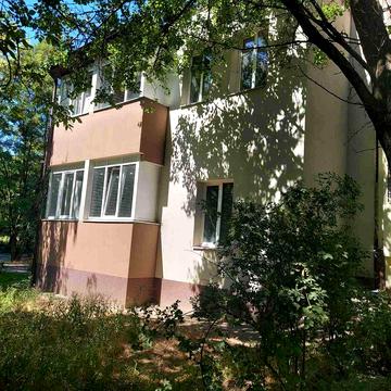 Окремий будинок на 10 квартир у Дніпрі (Д. Нечая), власне подвіря. Під житло або бізнес