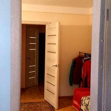 Продам 2 ком кв по ул Добровольческих батальонов