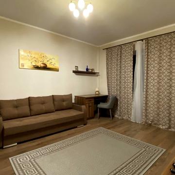 Василя Тютюнника вул. (Анрі Барбюса), 5