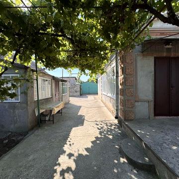 Дом в Крыжановке на 9,4 сотках возле моря | 80 м² | Два гаража