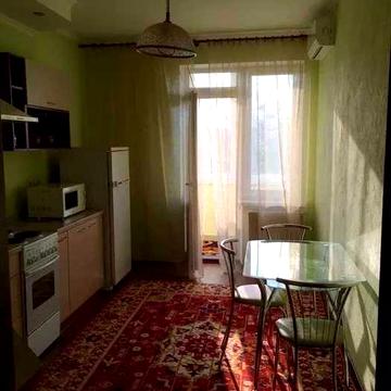 Оренда 1 кімн квартири за адресою Козацька 114, Голосіївський район.