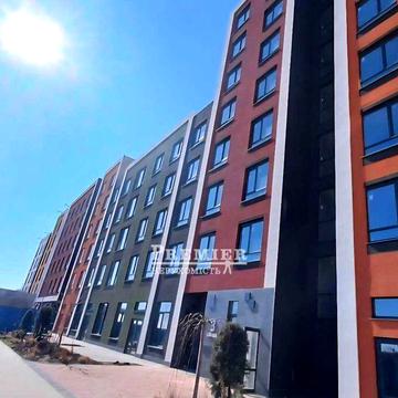 2-кімнатна квартира 64 кв.м Кухня-вітальня 28 кв.м  в новому ЖК на Сахарова