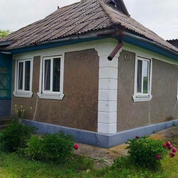 Продається будинок у с. Конева