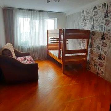 Оренда 2к квартири провулок Коломийський 7