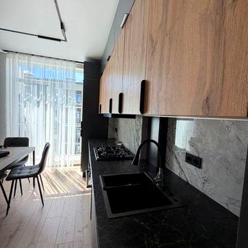 Продаж 2кім квартири , ЖК В4/ Боздош/60м2 ЖК В4